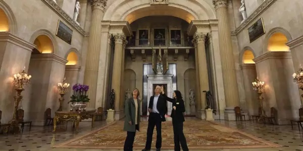 VIP Palace Experience