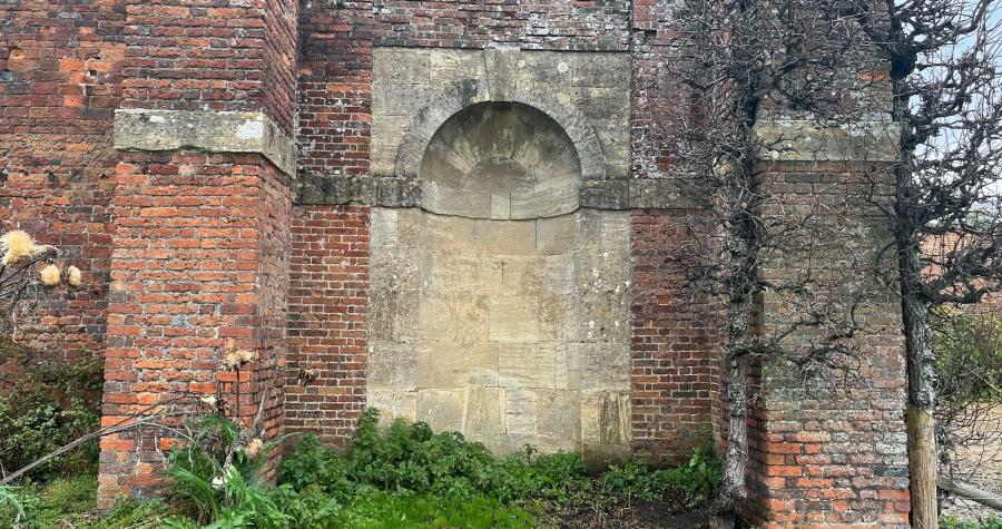 Walled Garden Walls
